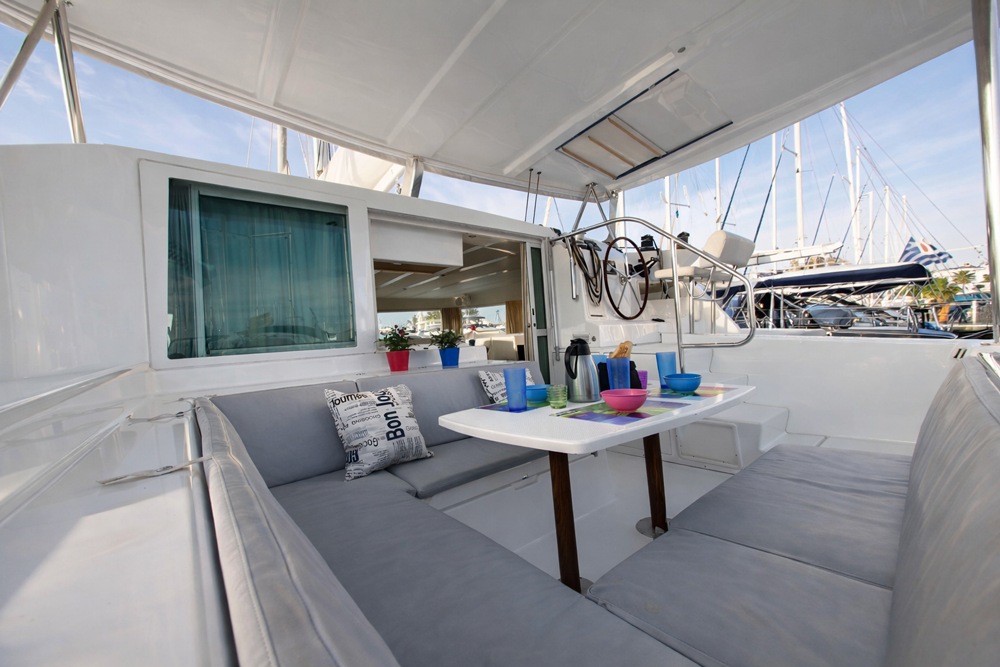 Fantasy - 42 ft crewed catamaran