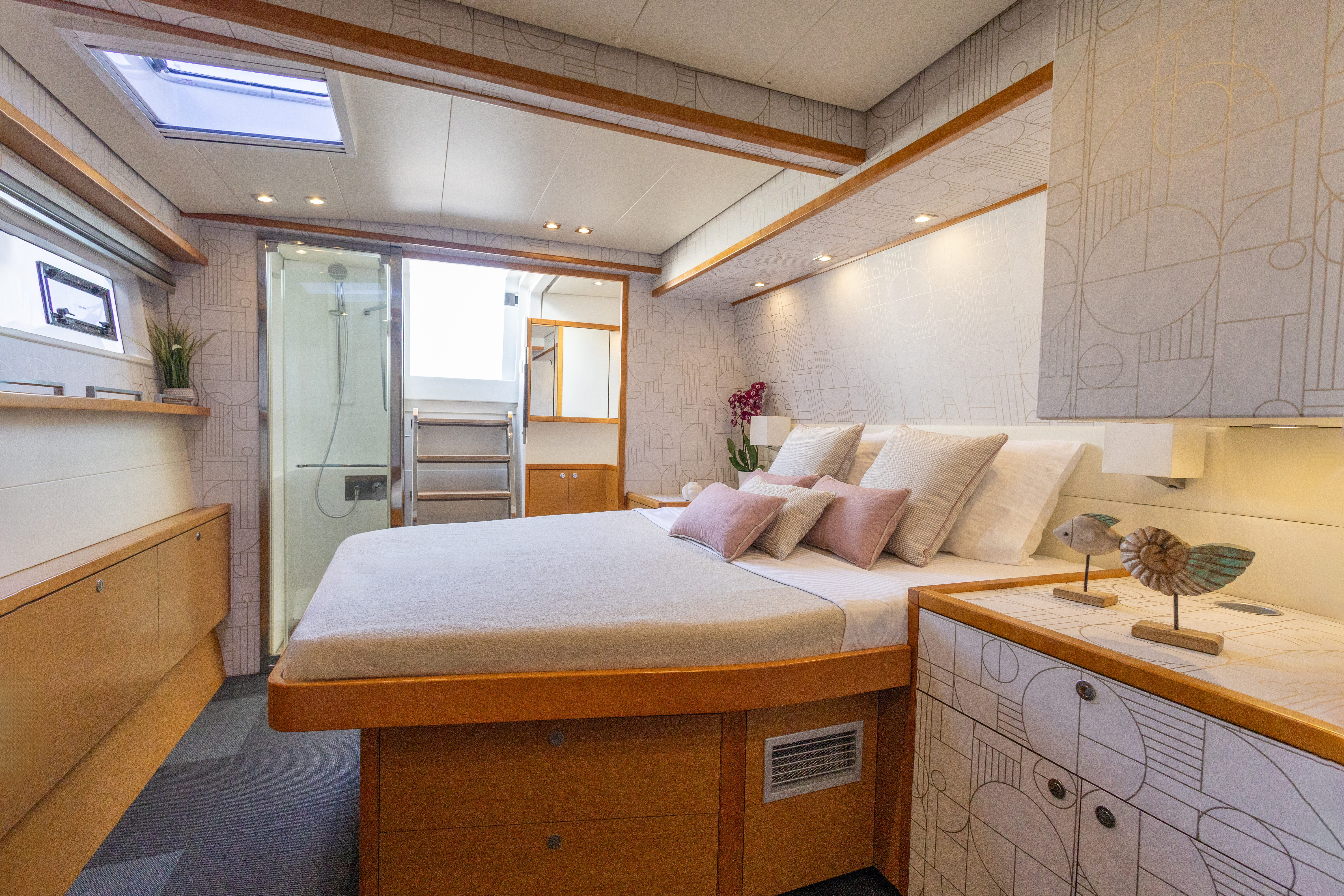 King of Diamonds - 56 ft crewed catamaran