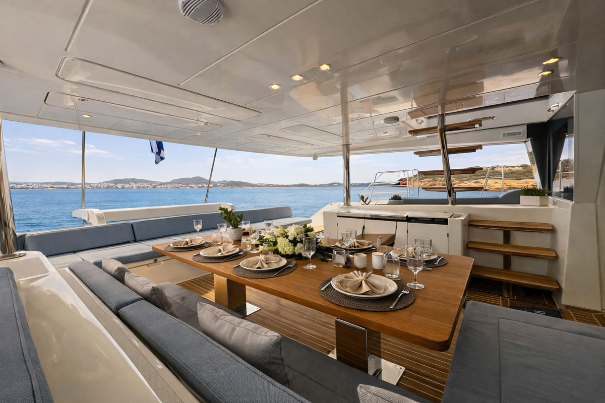 Royal Destiny - 62 ft crewed catamaran
