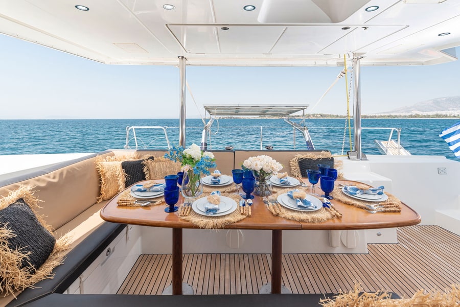The Full House - 50 ft crewed catamaran